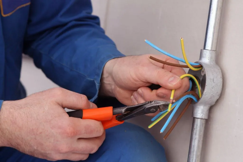 What Is The Neutral Wire